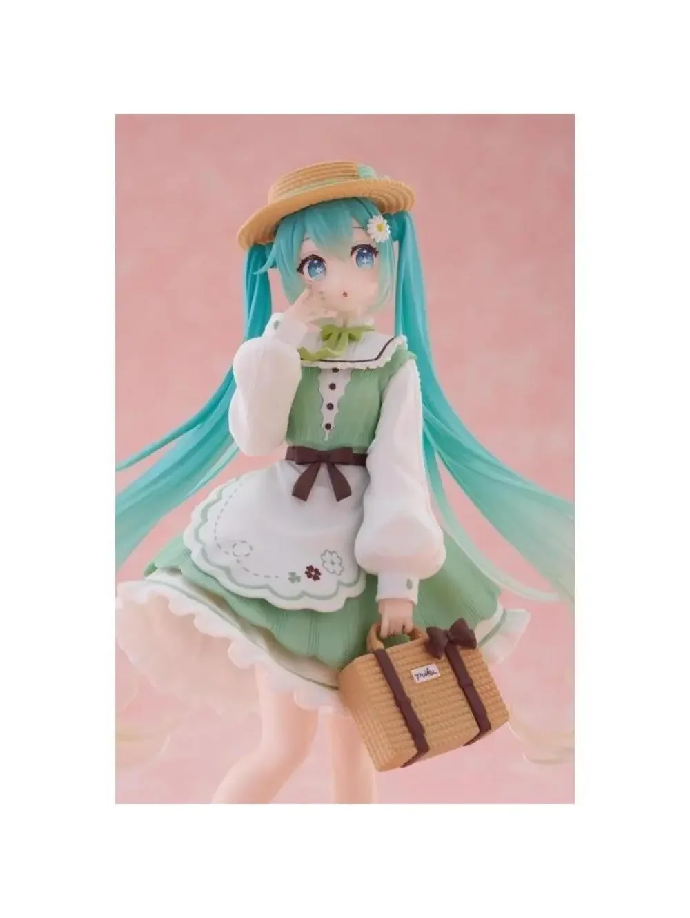 SEGA Hatsune Miku Luminasta Figure New Country Style Cottagecore